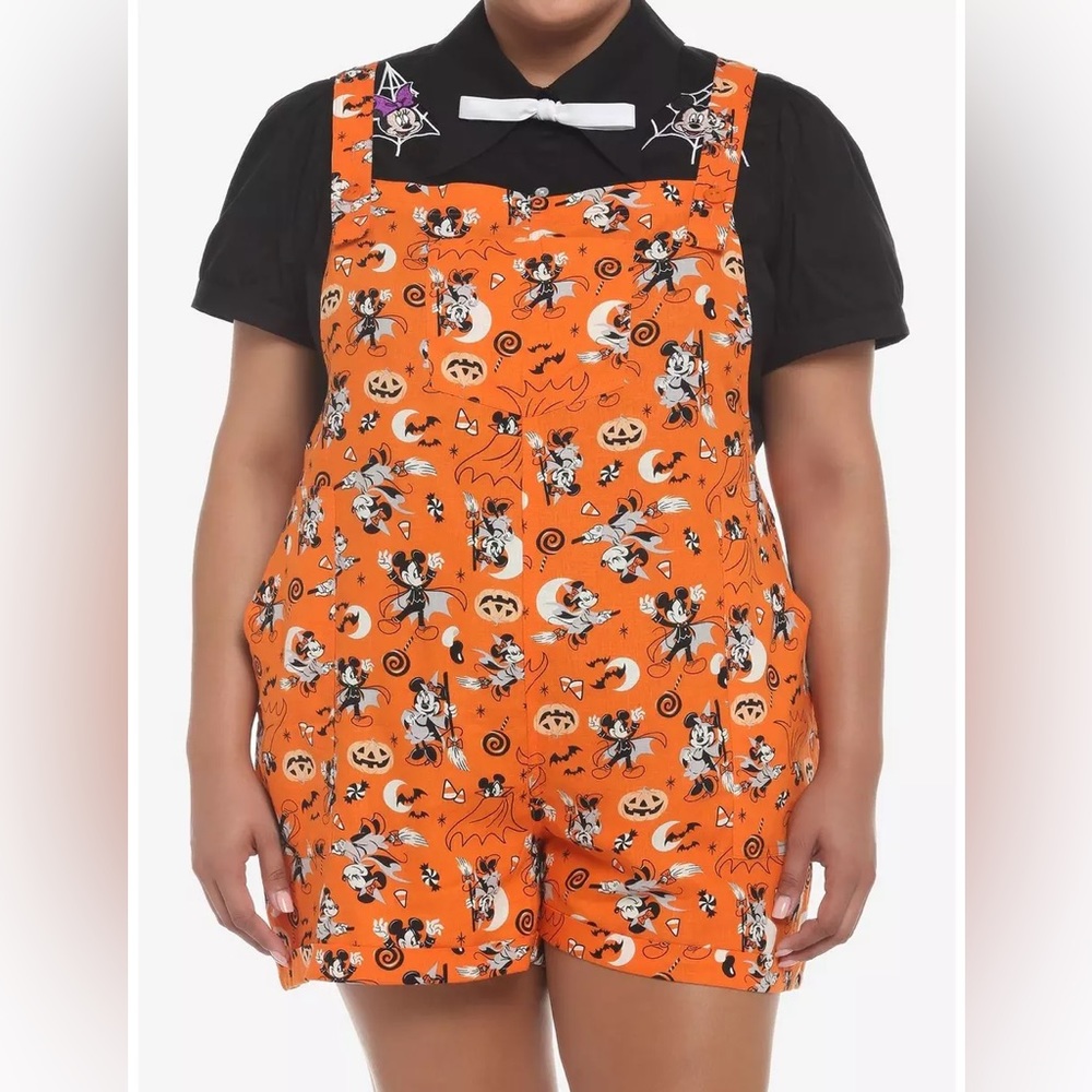 DISNEY HALLOWEEN Mickey Minnie Candy Corn Orange Soft Shortalls 2X Hot Topic